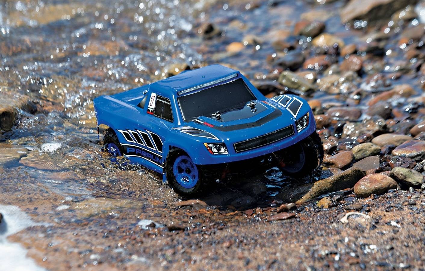 traxxas desert runner