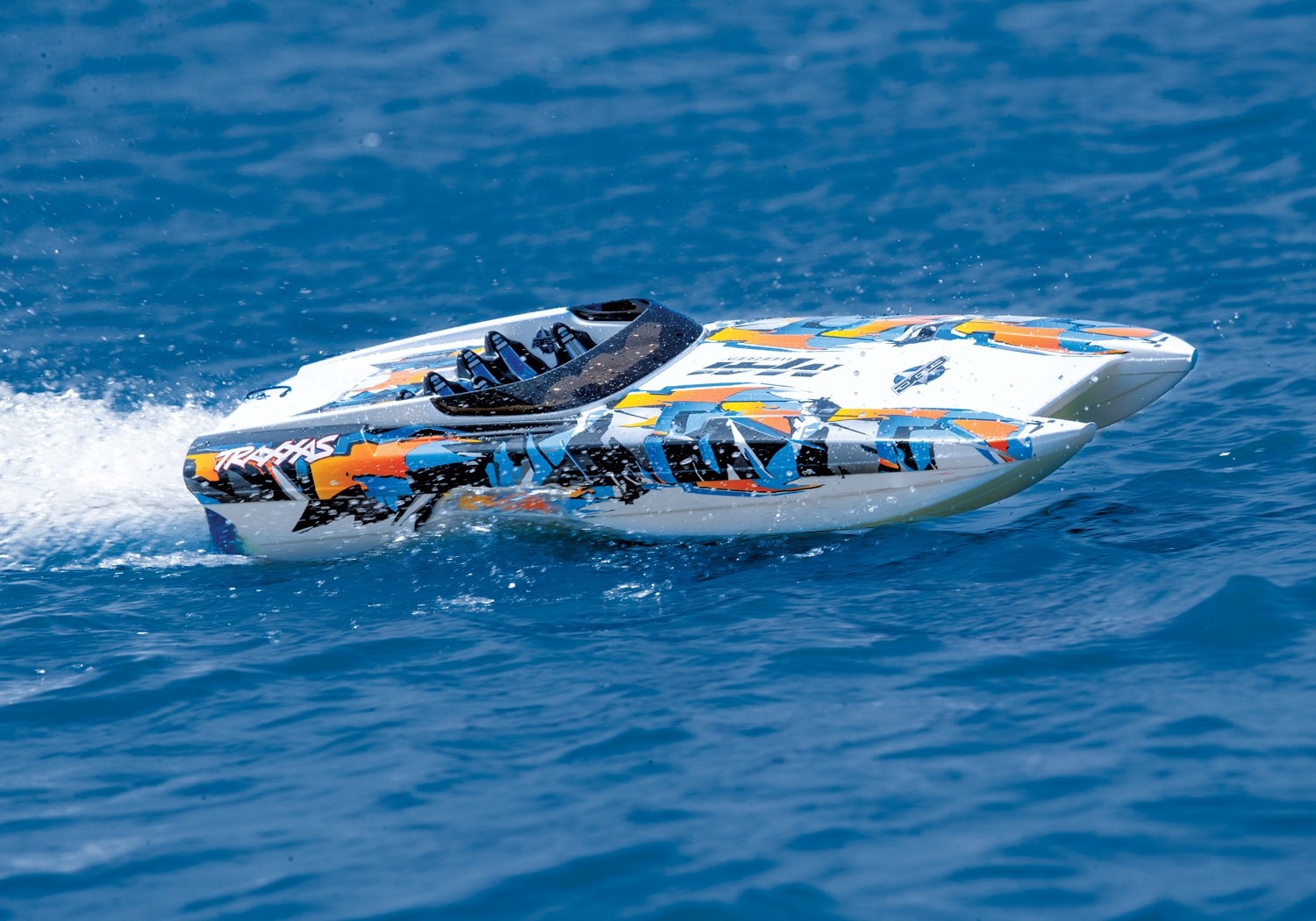 rc traxxas boat