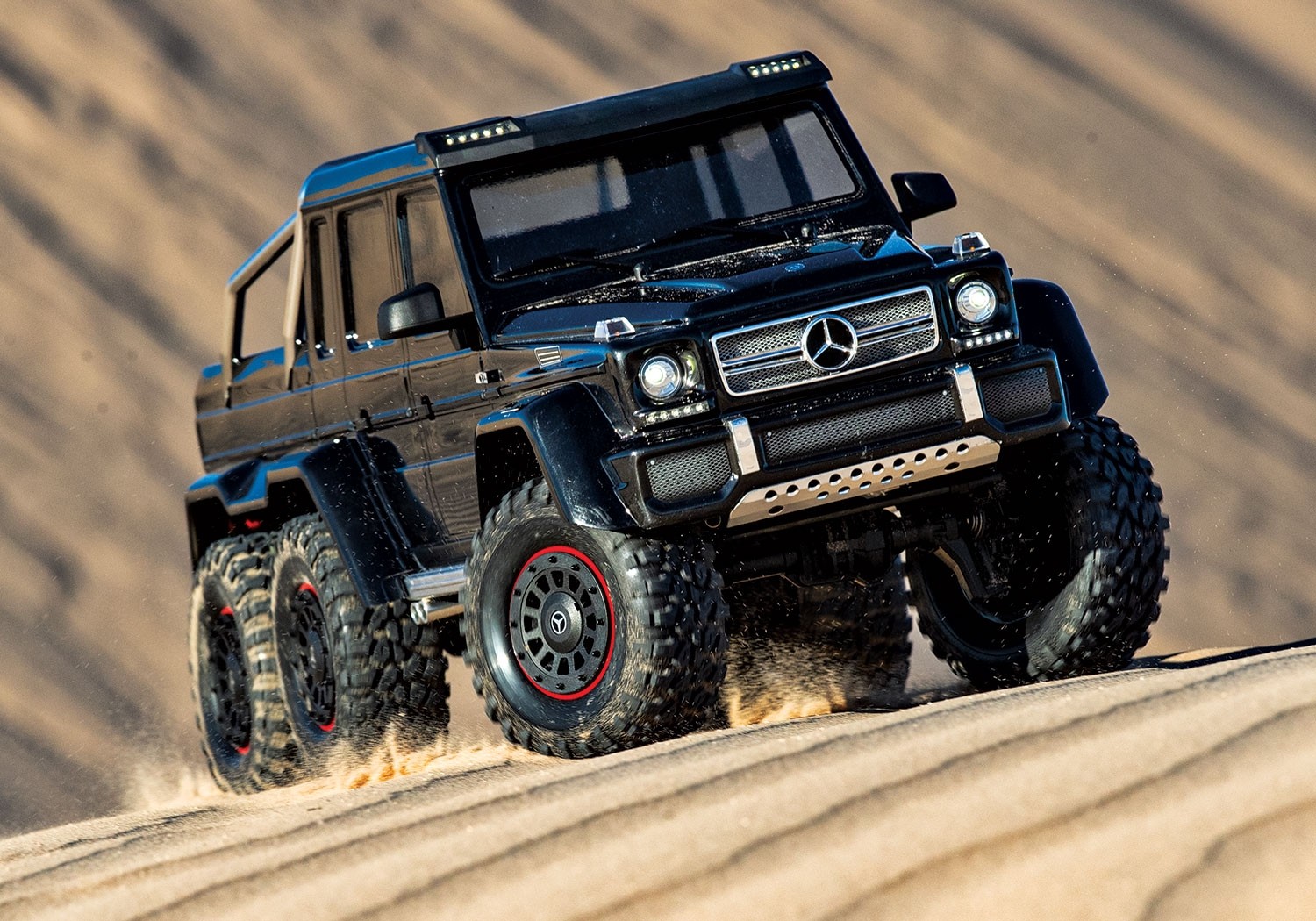 traxxas crawler mercedes