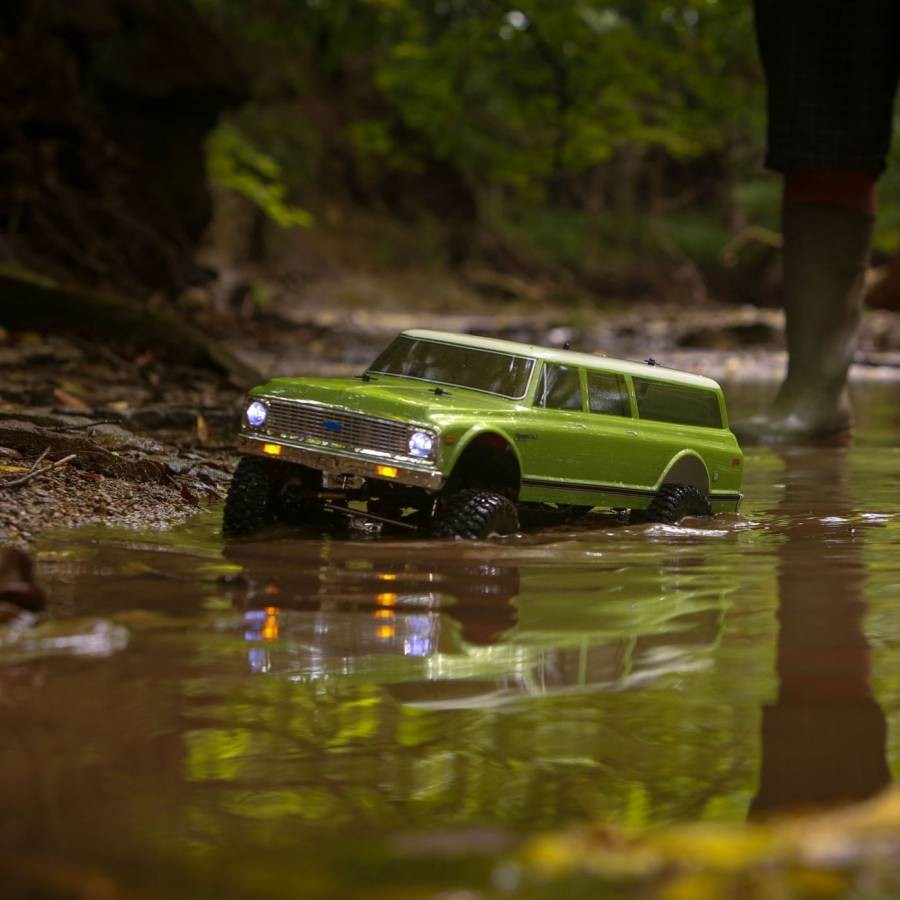 vaterra 1972 suburban