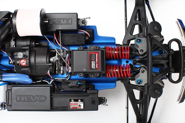 traxxas e revo 3.3 nitro