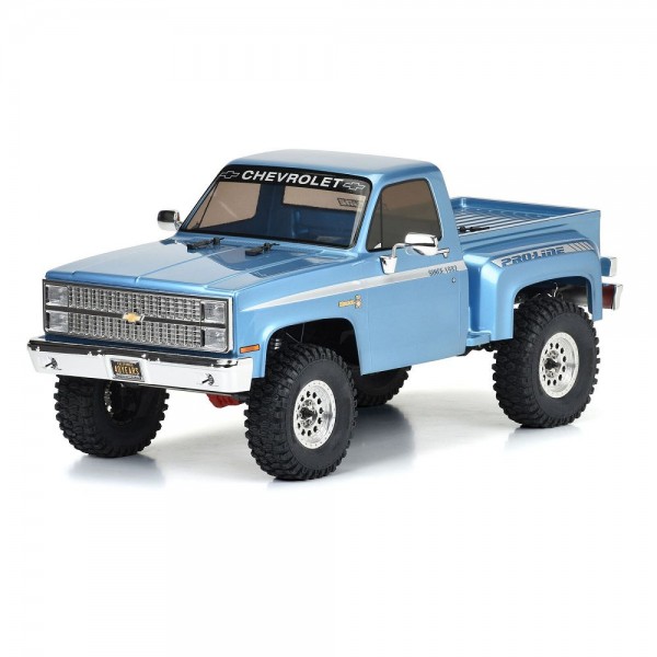 Axial SCX10 III Base Camp Proline 82 Chevy K10 LE RTR