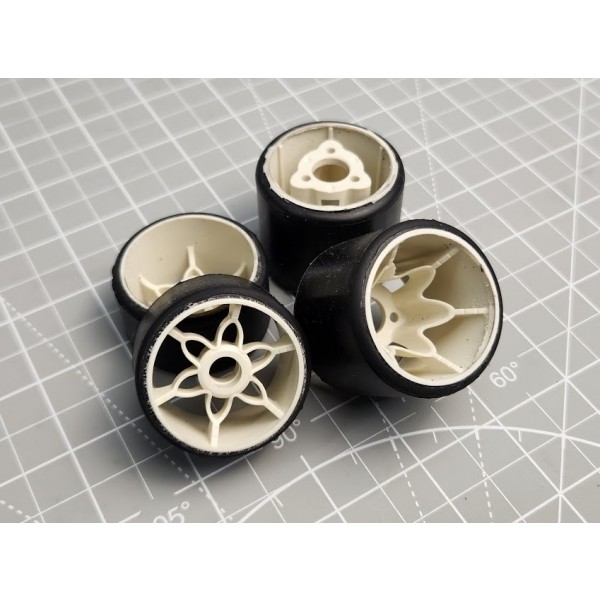 Calandra Racing Concepts Front and Rear 1/12 Rubber Tires (4)