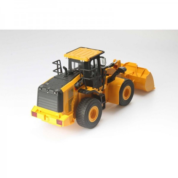 Diecast Masters 1/24 Scale Caterpillar 950M Wheel Loader