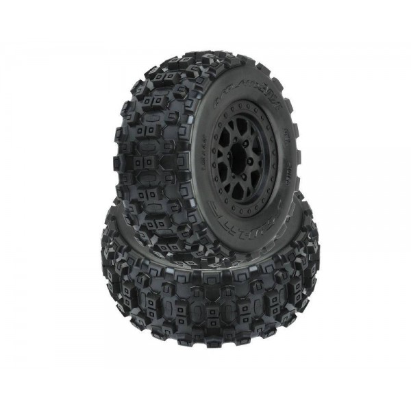 Pro-Line Badlands 2.2" MX SC M2 Pre-Mounts Wheels (2)