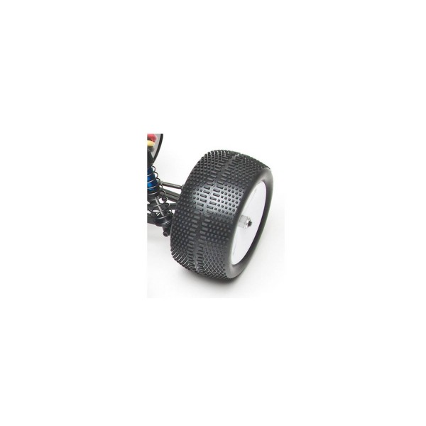B4.2 Rear Tires & Wheels, mounted